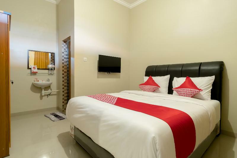 Reddoorz At Joyce Guest House Medan Exterior foto